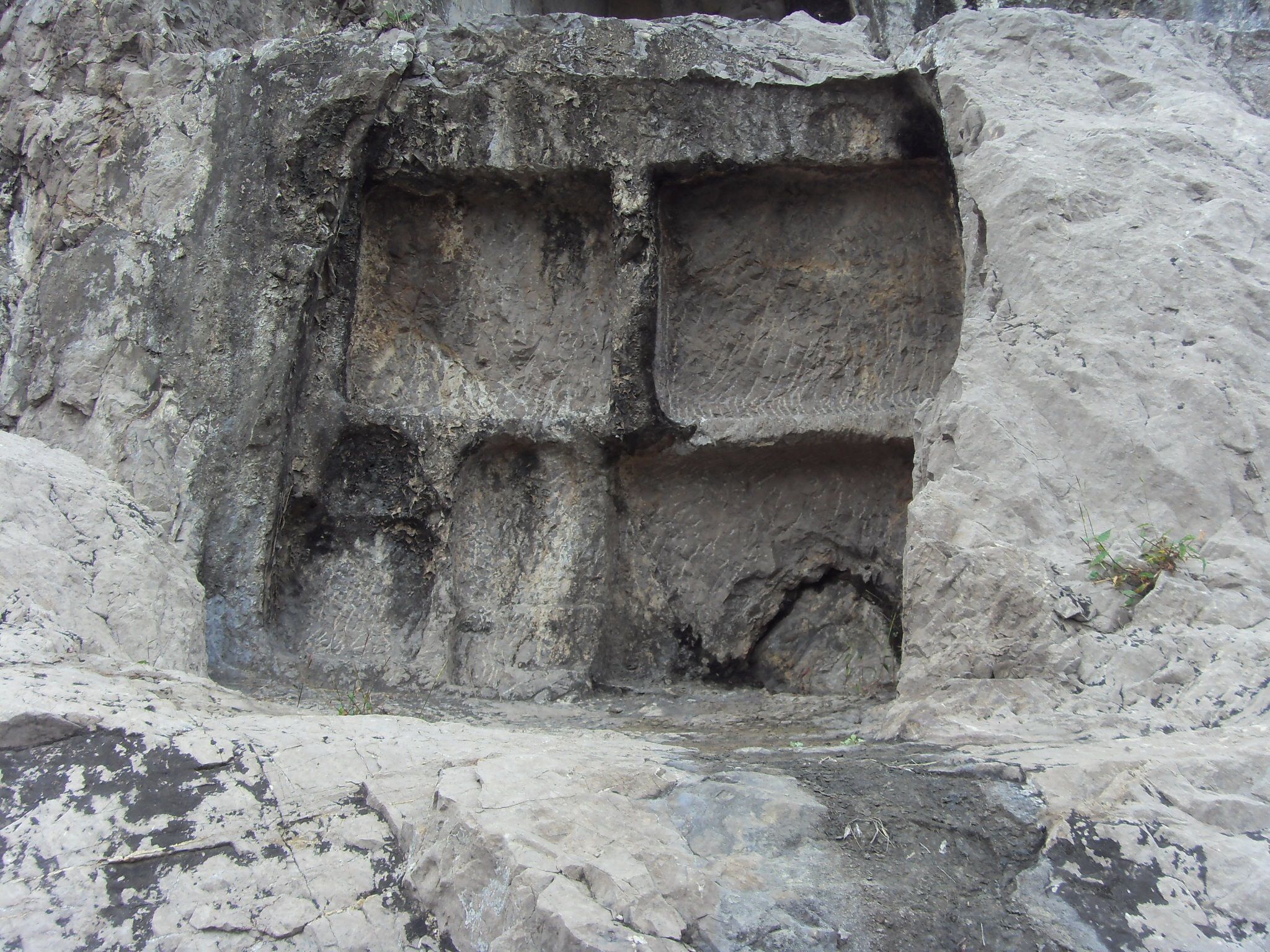 Longmen Grottoes, Luoyang, China - 1631