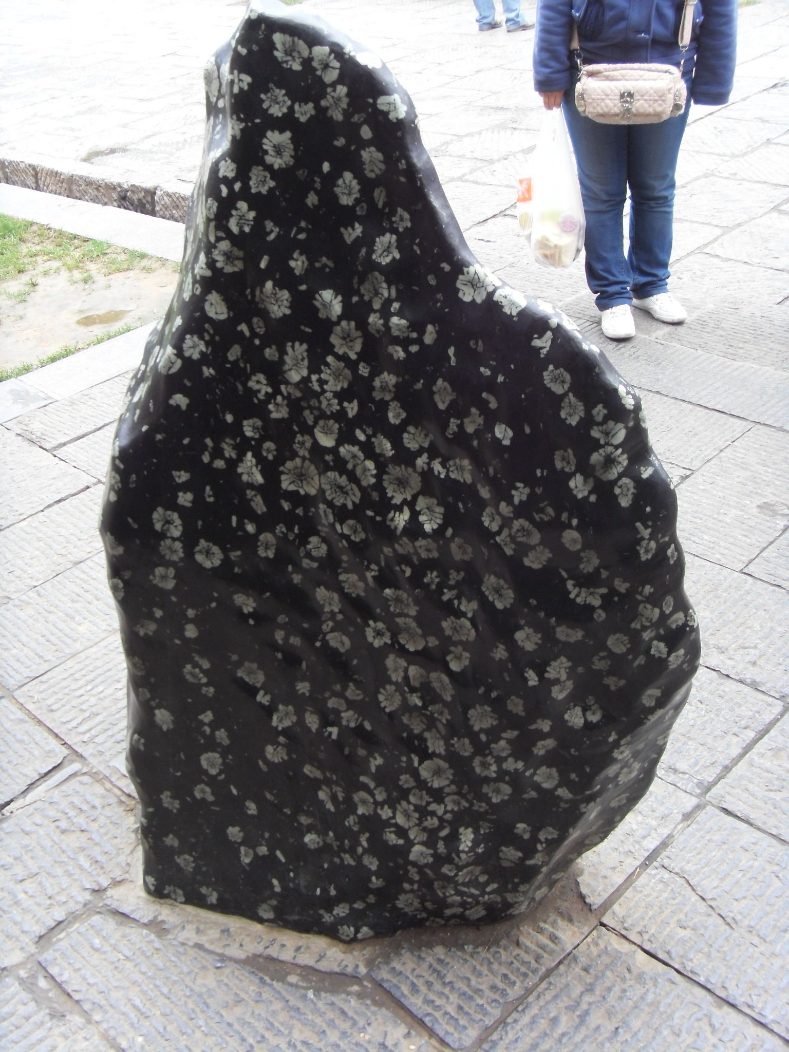 Longmen Grottoes, Luoyang, China - 1640