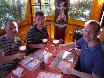 Mathew Peet at Mitsubishi Heavy Industries in Japan, Hiroshima_Arrive_pizza2_Takatani+Zenitani