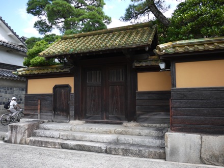 Mathew Peet in Japan