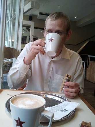 Lucy Fielding, Dawn retiring, Mathew Peet, Torrin MacKay, Sanbao Lin, Steve Ooi, Shinichi Nambu, Hector Pous, Ducklings,Graham Pullan from the Engineering Department, Mathew Peet, Yoshiaki Tsukada (Head of Innovation and Technology at Mitsubishi Heavy Industries, and Hikaru Tashiro from MHI