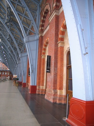 Amir Shirzadi at  Diffusion Bonding Conference, Aachen-Germany and St Pancras station in London