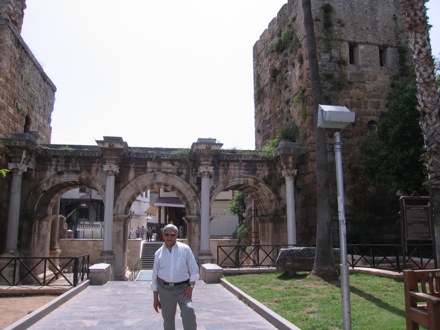 Amir Shirzadi and his father in Turkey