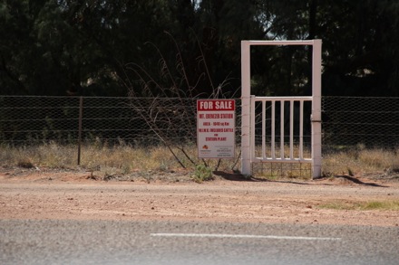 Lucy Fielding in Australia,Phase transformations and complex properties research group, steels, metallurgy