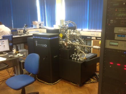 PT Group, Lin Sun, Atom Probe APT-01_The Local Electrod Atom Probe (LEAP) 3000X