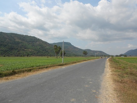 Duong, Van Tuan, Vietnam, Harry Bhadeshia, GIFT, POSTECHOn the road to my  Father's farm 1