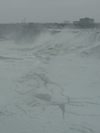 Tim Ramjaun, Canada, Winter, Chalk River, neutron diffraction, Phase transformations