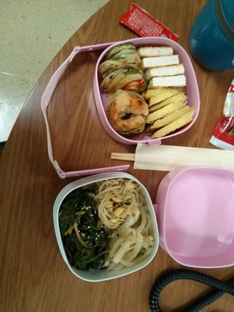 Korea: New Year's day, Brain food, Delicious food, In Gee leaves, Tomomichi Ozaki, Snow, Pizza,Valentine's day