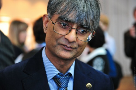 MISiS, Tim Ramjaun, Hector Pous Romero, graduation, Christmas lecture, Harry Bhadeshia, Manchester University, Tata Steel