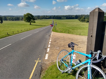 Oxford to Cambridge Bike ride, Hyun Kyung Kim, Mathew Peet, Lin Sun, James Nygaard, Siti, Steve Ooi, Priti, Bill Clyne