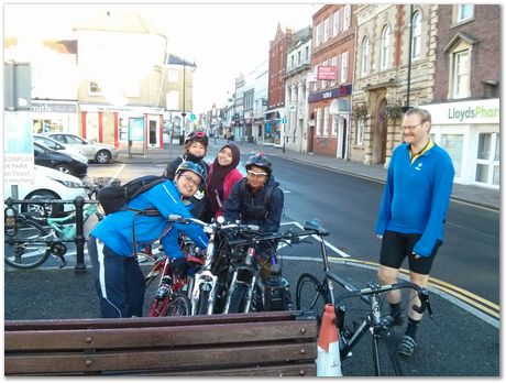 Oxford to Cambridge bike ride, Mathew Peet, Siti, Hyun-Kyung Kim, Steve Ooi, Priti, Harry Bhadeshia
