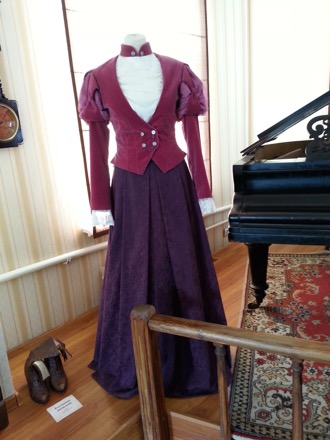 MISiS, National University of Science and Technology,Tomsk, Russian Federation, Siberia, Harry Bhadeshia, Lindsey Greer, phase transformations and complex properties research group