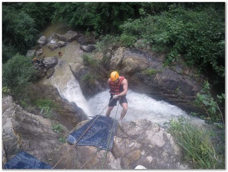 11014818_975804275785854_4938597481130999956_n.jpg Wilberth Alvarez-Solano, Vietnam, Cambodia, Laos, elephants