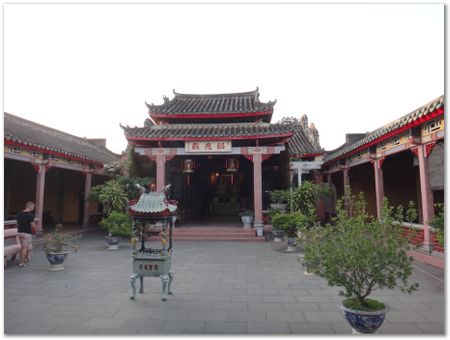 dsc02526.jpg Wilberth Alvarez-Solano, Vietnam, Cambodia, Laos, elephants