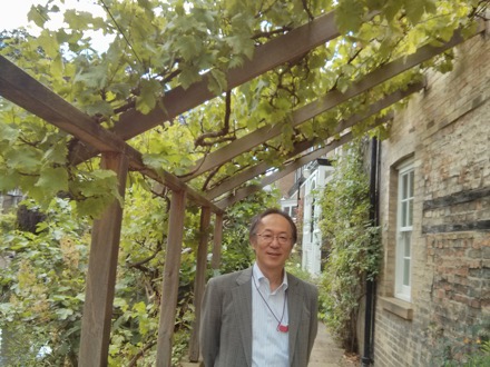 Professor Tadashi Furuhara visits Cambridge University