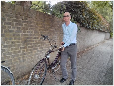 img_20160728_141718.jpg Chips, Switzerland, Jiawen Chen, Stephan Forsik, food festival in Darwin College, chocolates, Mathew Peet