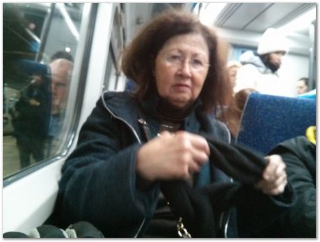 img_20161130_195719.jpg Brazillian quartz, big bang theory, Aseel Hamdeny, Apparo Chinta's bike saddle, Noelle Homedieu and Jeenie Li