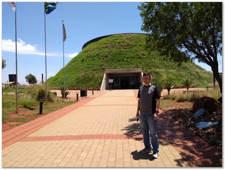 img_20171203_110908913.jpg Cradle of humankind, South Africa, University of Pretoria, EMSA conference, 2017, Electron microsopy of south africa, Nelson Mandela University, Cape Town University, Johan Westraadt, Rob Knutsen, Roelf Mostert, Jan Neethling, steel, machine learning Harry Bhadeshia